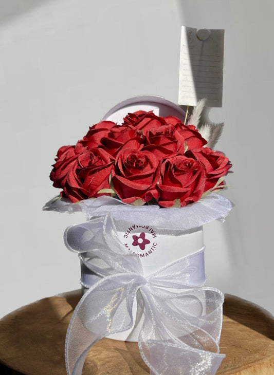 Eternal red roses - White box
